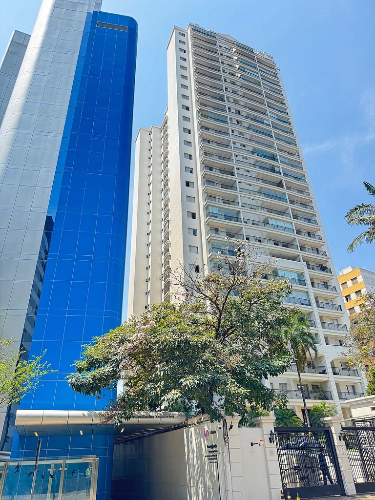 (11M) 2 dorms Bela Vista c/ vaga ao lado Hospitais