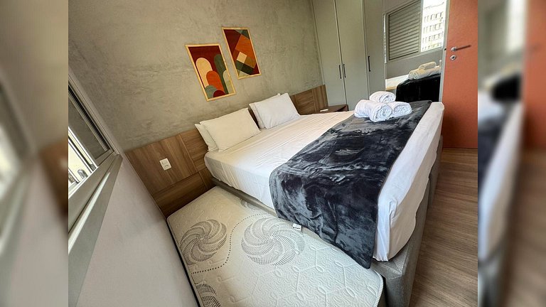 (11M) 2 dorms Bela Vista c/ vaga ao lado Hospitais