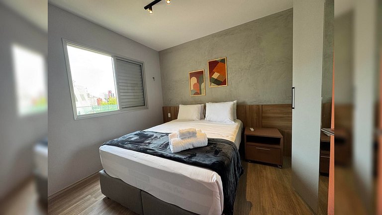 (11M) 2 dorms Bela Vista c/ vaga ao lado Hospitais