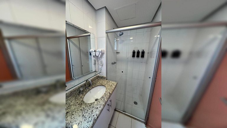 (11M) 2 dorms Bela Vista c/ vaga ao lado Hospitais