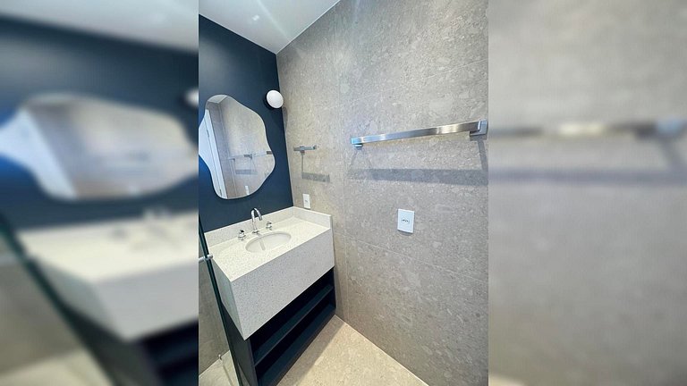 Apto c/ vista para cidade - Próx Allianz e PUC