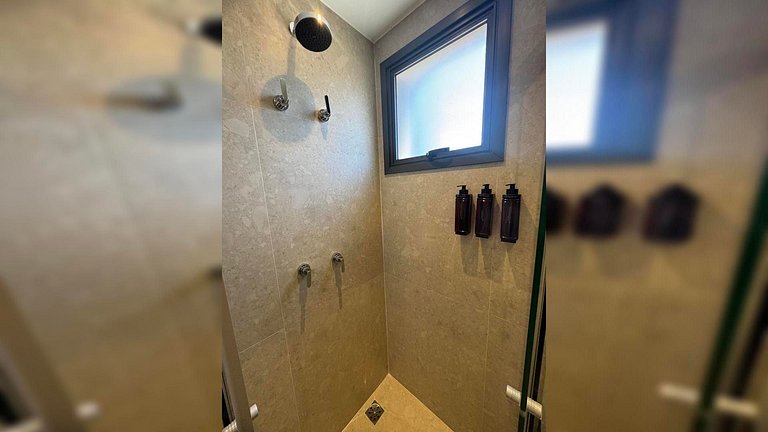 Apto c/ vista para cidade - Próx Allianz e PUC