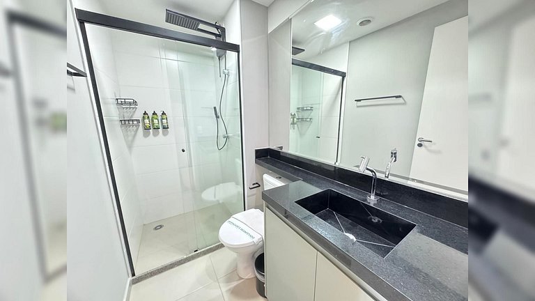 (1206) Ap 1 dorm c/ Varanda-Próx Shop Ibira e Aero