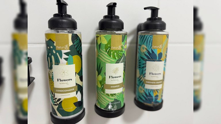 Apto c/ Piscina e Varanda - Próx Shop Ibira e Aero