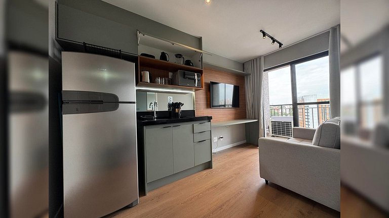 Apto c/ Piscina e Varanda - Próx Shop Ibira e Aero