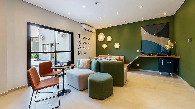 Apart. completo em Moema c/ Piscina e p/ 4 hósp