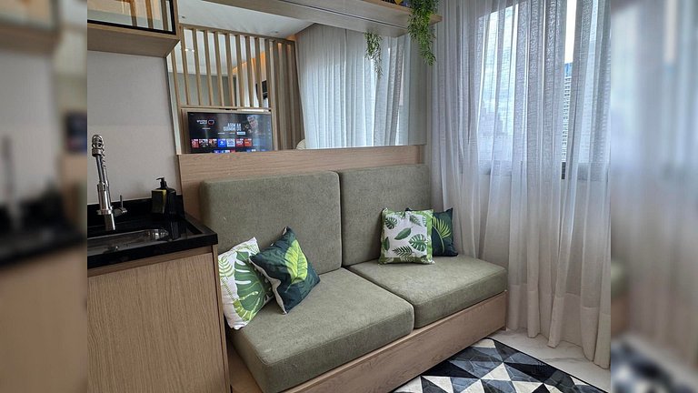 Studio c/ piscina Próx Metrô Faria Lima e Eldorado