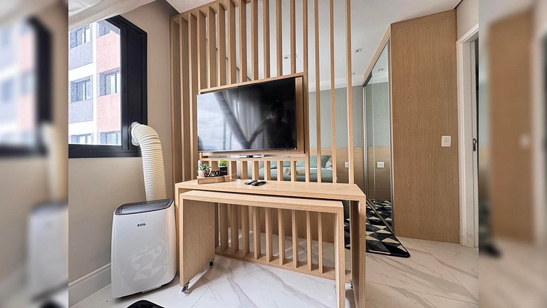 Studio c/ piscina Próx Metrô Faria Lima e Eldorado