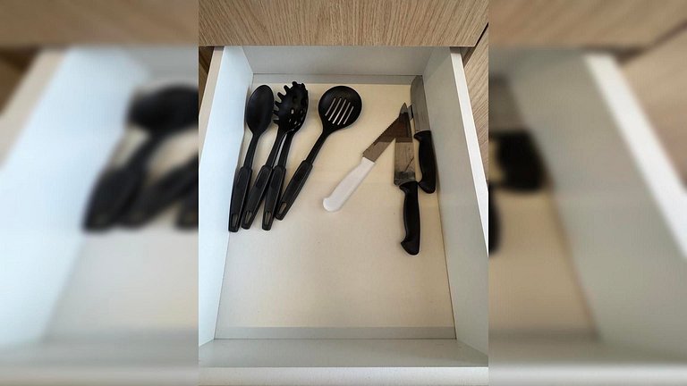 Studio c/ piscina Próx Metrô Faria Lima e Eldorado