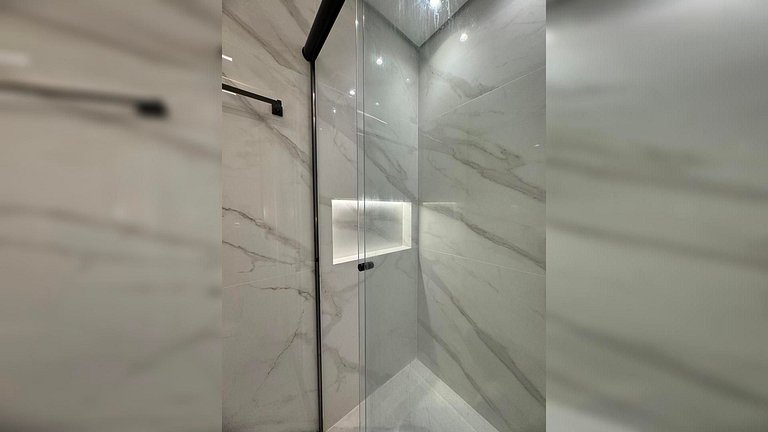 Studio c/ piscina Próx Metrô Faria Lima e Eldorado