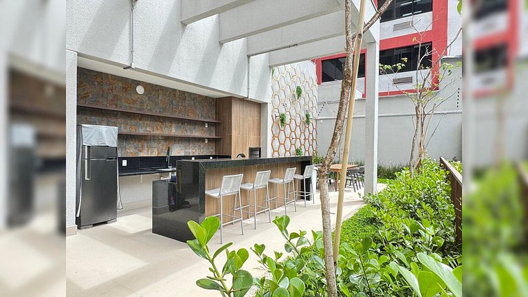 Studio c/ vista p/ cidade - Próx Shoppings e Metrô