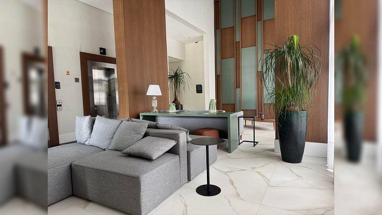 Studio c/ piscina Próx Metrô Faria Lima e Eldorado