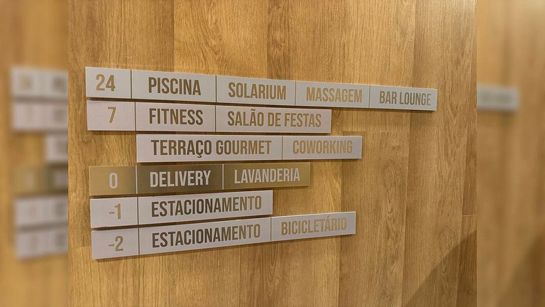 Studio c/ piscina Próx Metrô Faria Lima e Eldorado