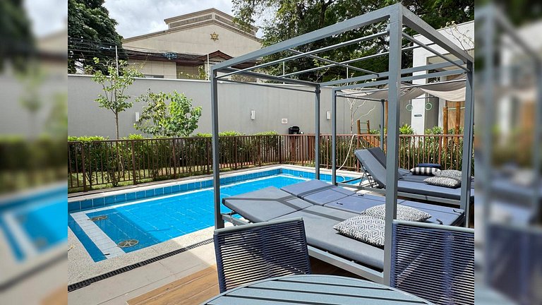 Studio c/ piscina Próx Metrô Faria Lima e Eldorado