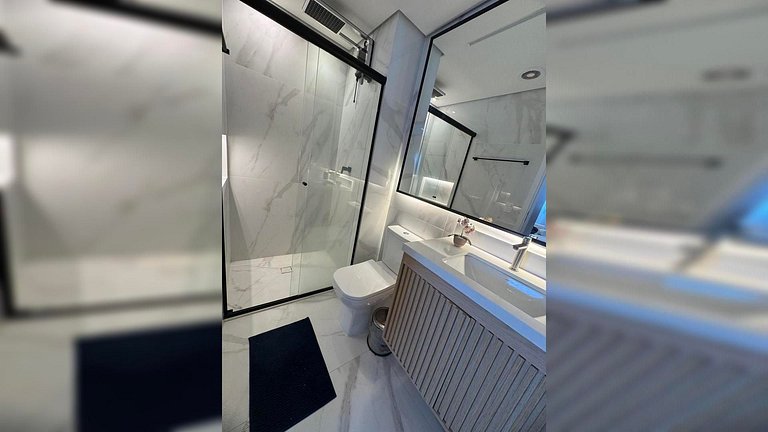 Studio c/ vista p/ cidade - Próx Shoppings e Metrô