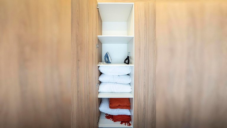 Apart. prox ao Allianz com Piscina p/ 4 hósp