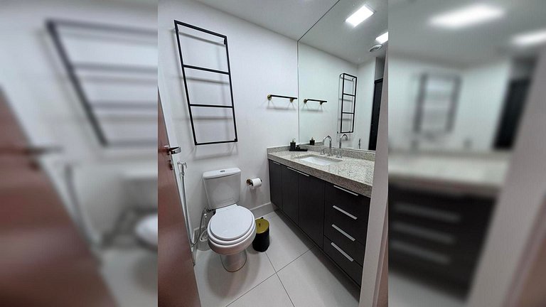 Apart. novo em Jardins próx a Paulista para 4 hósp