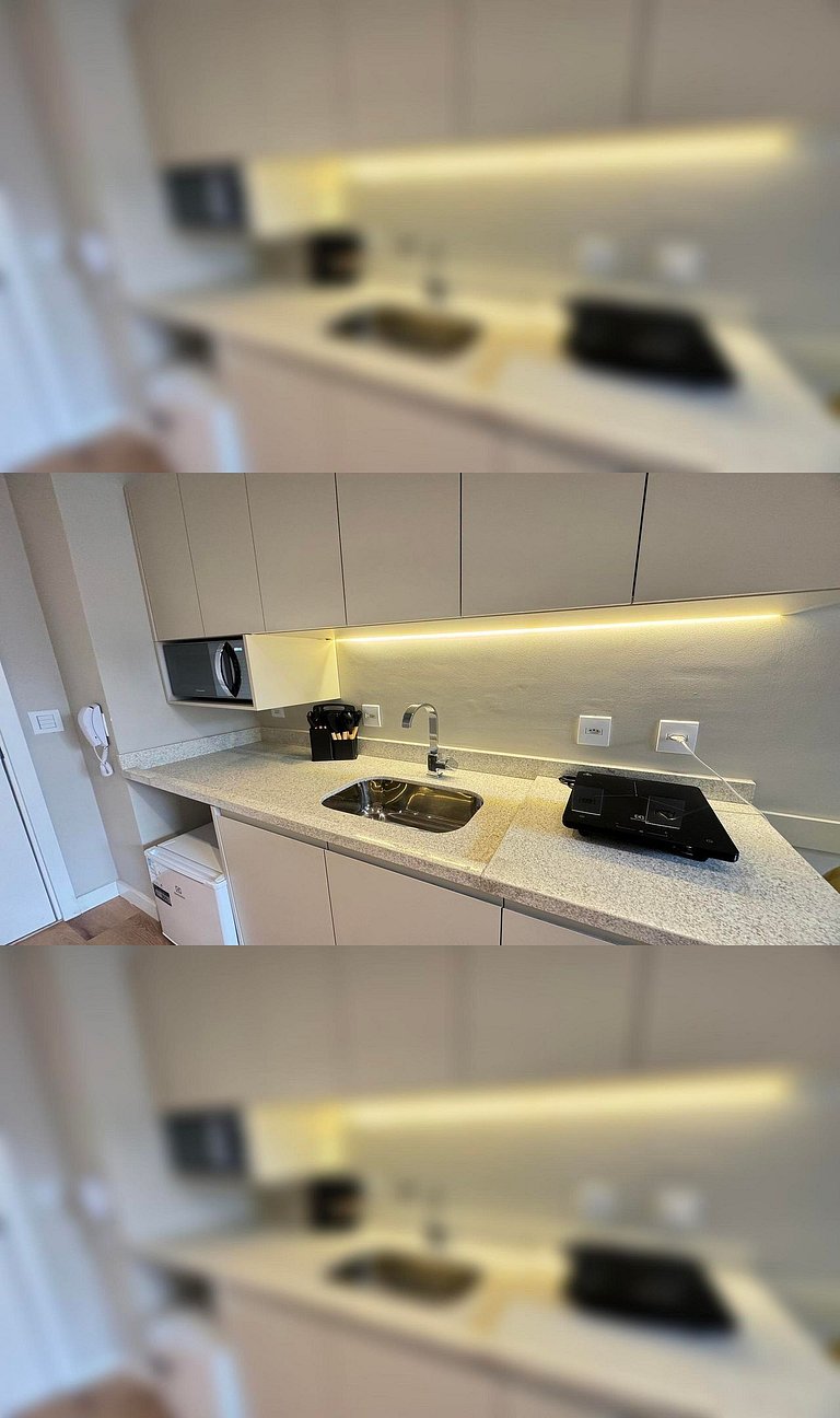 Apê Luxuoso próx R. dos Pinheiros e H. Schaumann