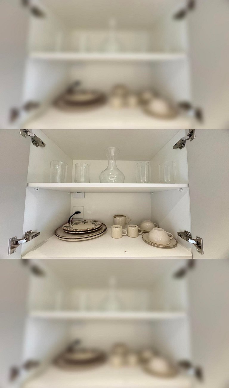 Apê Luxuoso próx R. dos Pinheiros e H. Schaumann