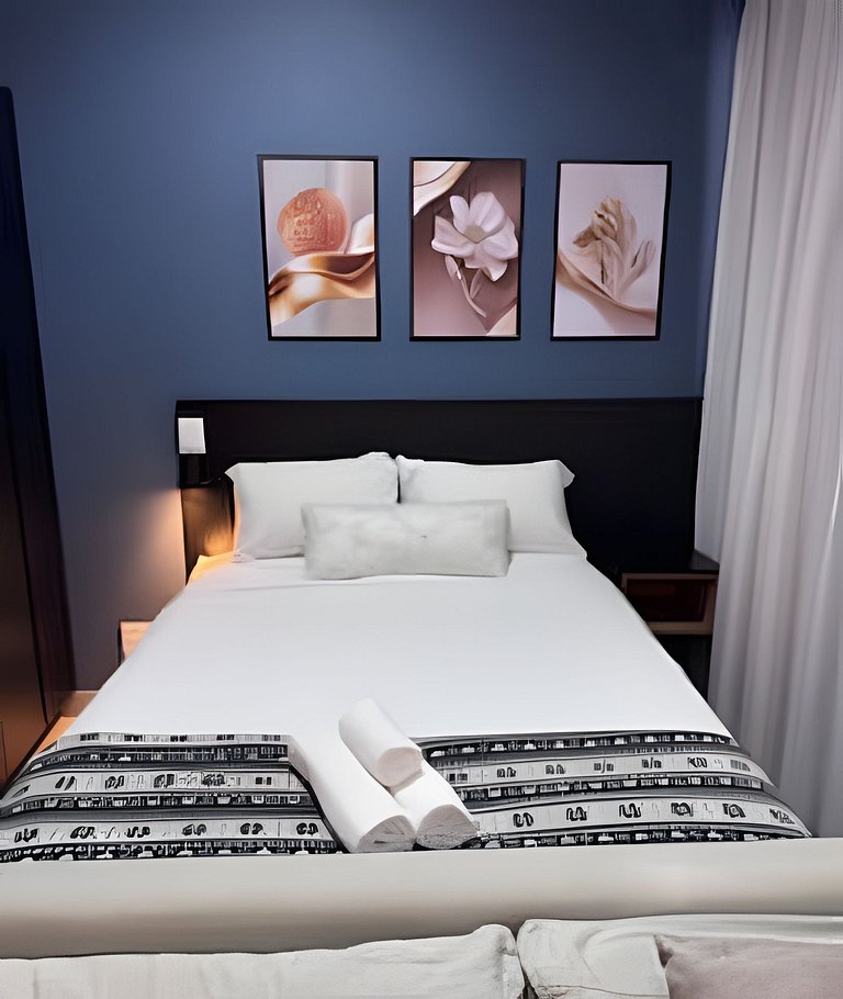 Ap c/ Vaga e Vista p/ Piscina - Próx Faria Lima