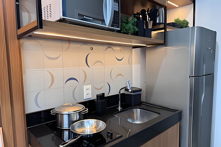 Ap c/ Vaga e Vista p/ Piscina - Próx Faria Lima