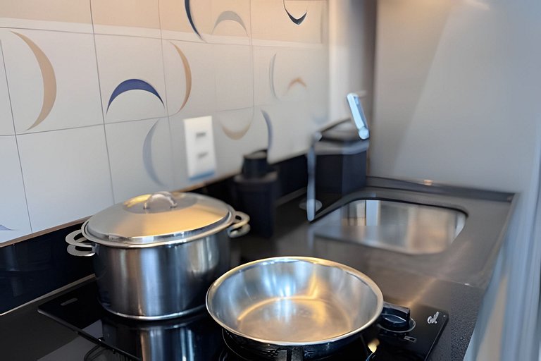 Ap c/ Vaga e Vista p/ Piscina - Próx Faria Lima