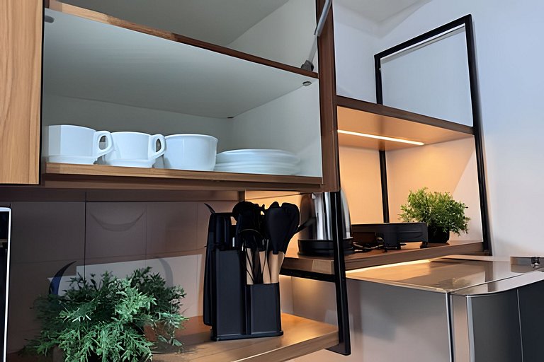 Ap c/ Vaga e Vista p/ Piscina - Próx Faria Lima