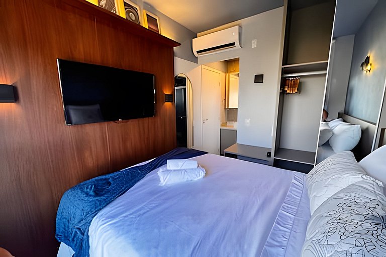 Ap 2 dorms Pinheiros-300m metrô Sumaré e Clinicas