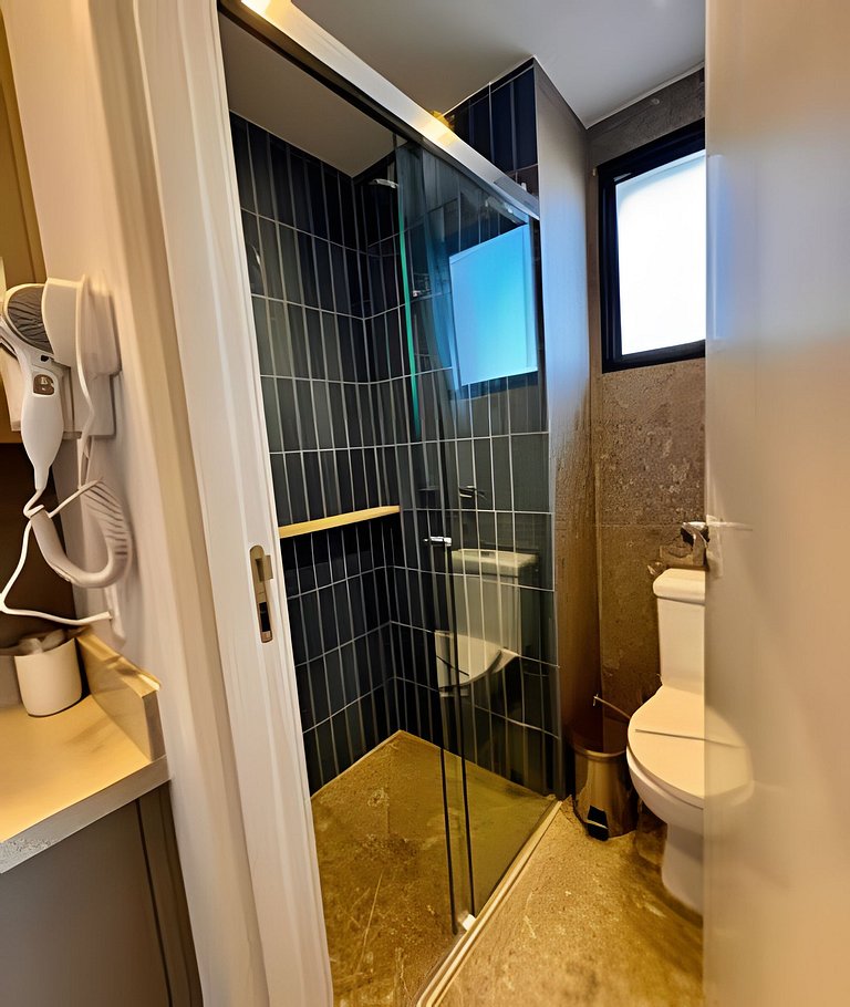 Ap 2 dorms Pinheiros-300m metrô Sumaré e Clinicas