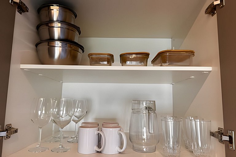 Ap 2 dorms Pinheiros-300m metrô Sumaré e Clinicas