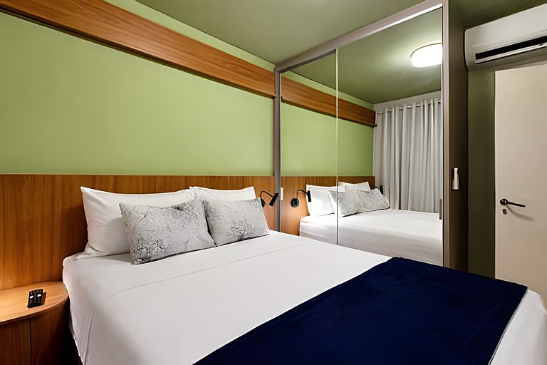 Ap 2 dorms Pinheiros-300m metrô Sumaré e Hospitais