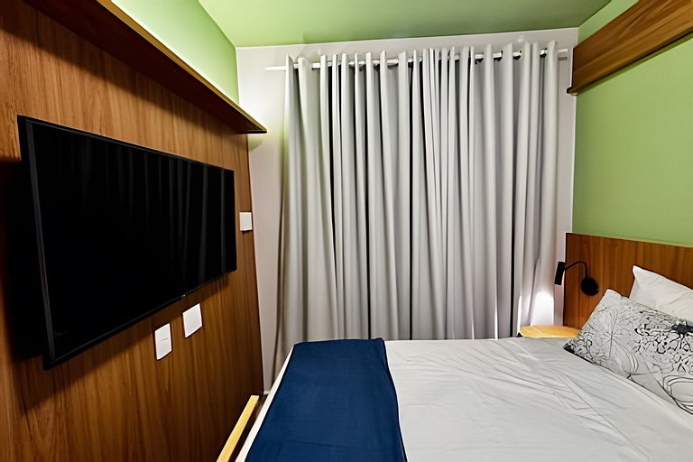 Ap 2 dorms Pinheiros-300m metrô Sumaré e Hospitais