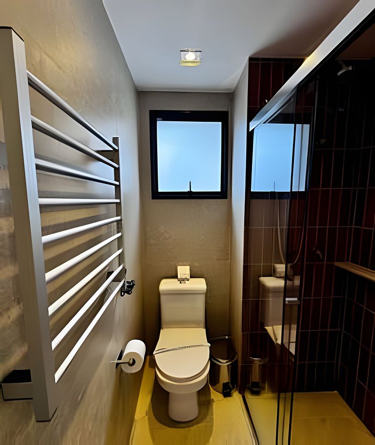 Ap 2 dorms Pinheiros-300m metrô Sumaré e Hospitais