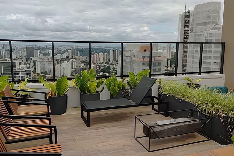 Ap 2 dorms Pinheiros-300m metrô Sumaré e Hospitais