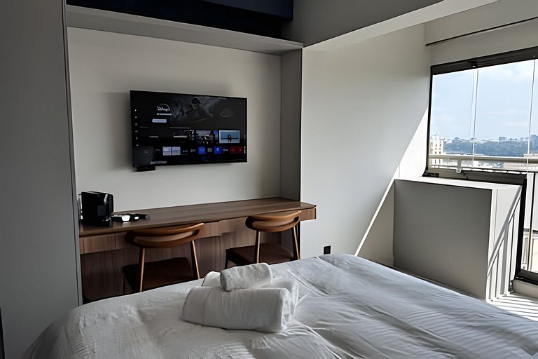 Apê novo c/ Piscina -Poucos min PUC e Allianz Parq