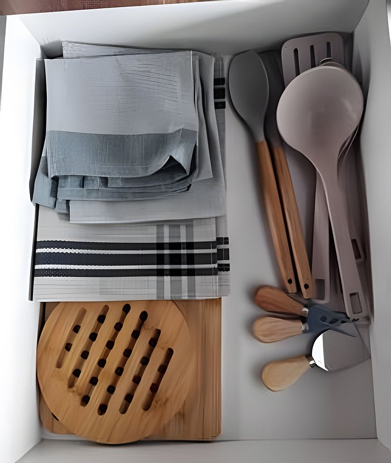 Apê novo c/ Piscina -Poucos min PUC e Allianz Parq