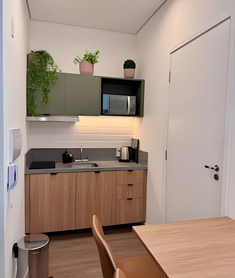 Apê moderno c/piscina- Metrô Sumaré e Oscar Freire