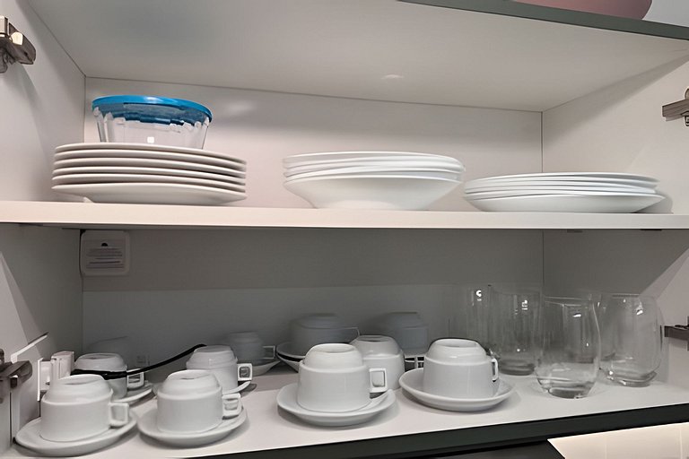 Apê moderno c/piscina- Metrô Sumaré e Oscar Freire