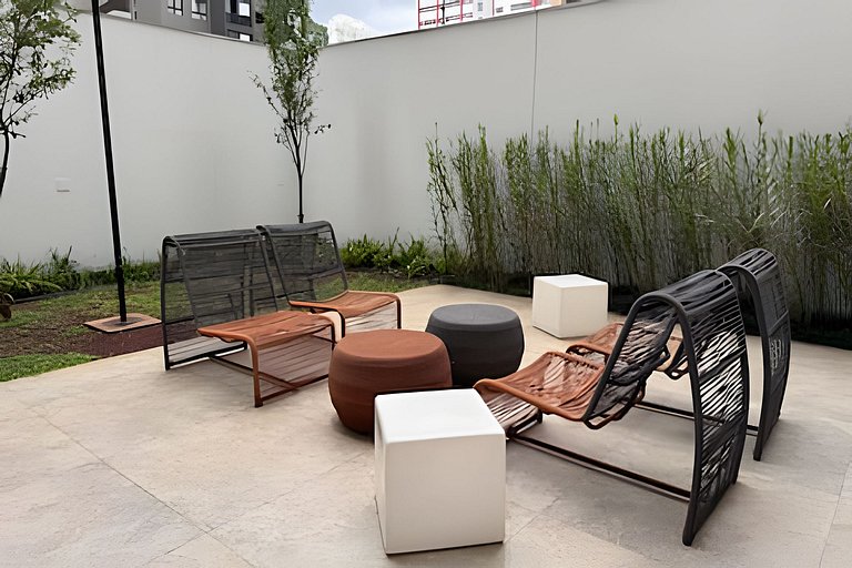 Apê moderno c/piscina- Metrô Sumaré e Oscar Freire