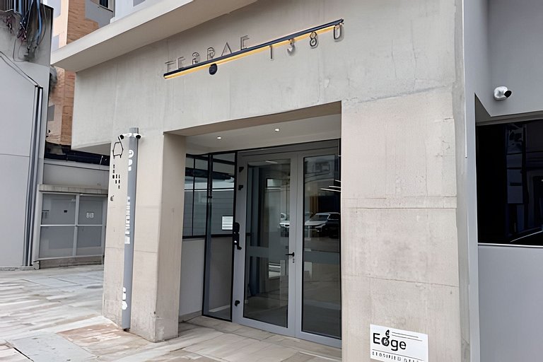 Apê em Pinheiros - 5min Clínicas e Metrô Sumaré