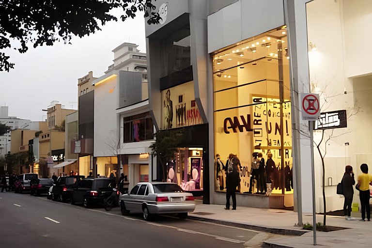 Apê em Pinheiros - 5min Clínicas e Metrô Sumaré