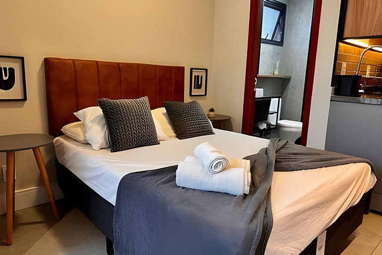 Apê completo c/ vista pro Brooklin – 700m do Metrô