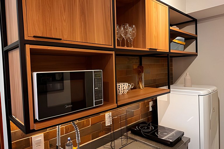 Apê c/ Piscina na Cobertura – 700m Metrô Brooklin