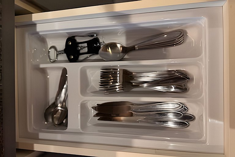 Apê completo c/ vista pro Brooklin – 700m do Metrô