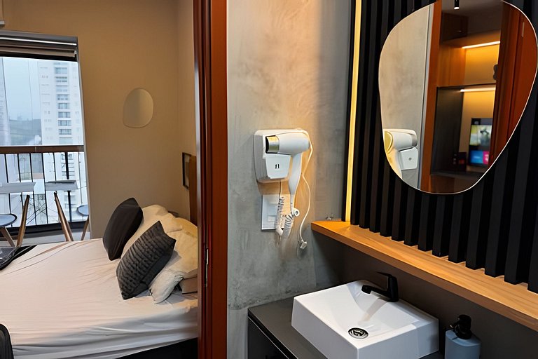 Apê completo c/ vista pro Brooklin – 700m do Metrô