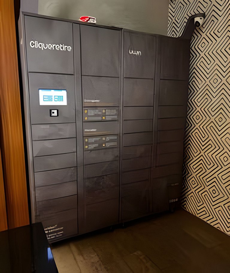 Apê c/ Piscina na Cobertura – 700m Metrô Brooklin