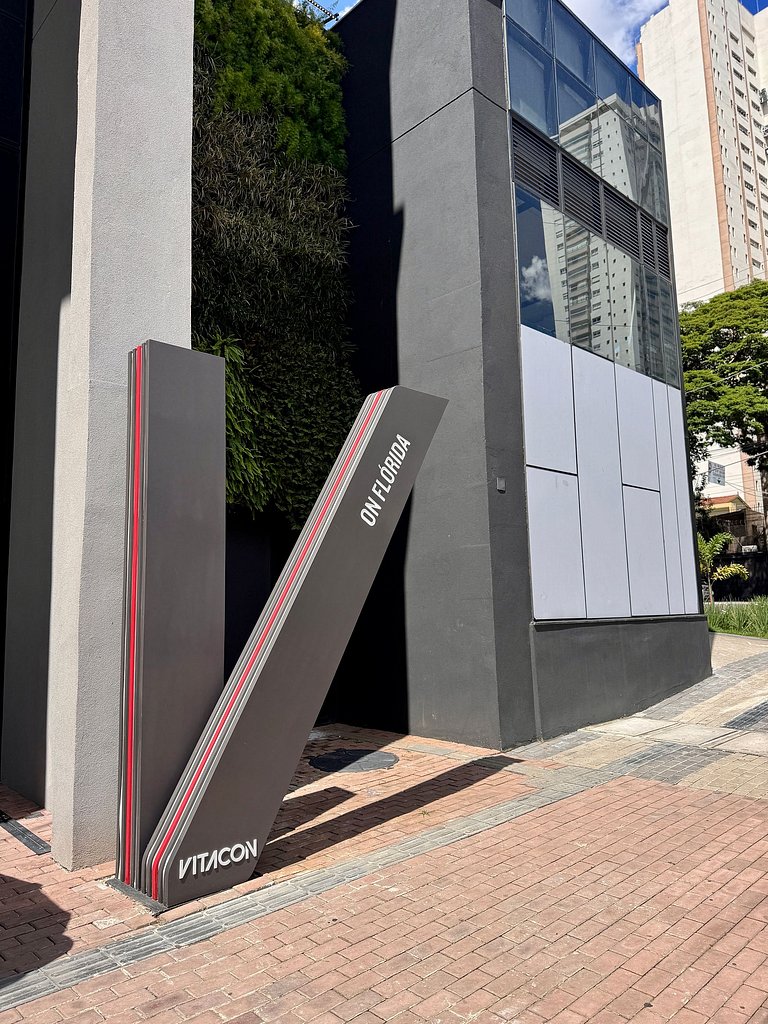 (1518) Ap top no Brooklin - Próx Metrô e Shoppings