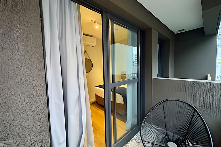 Ap completo - 5min Av. Paulista e Metrô Brigadeiro