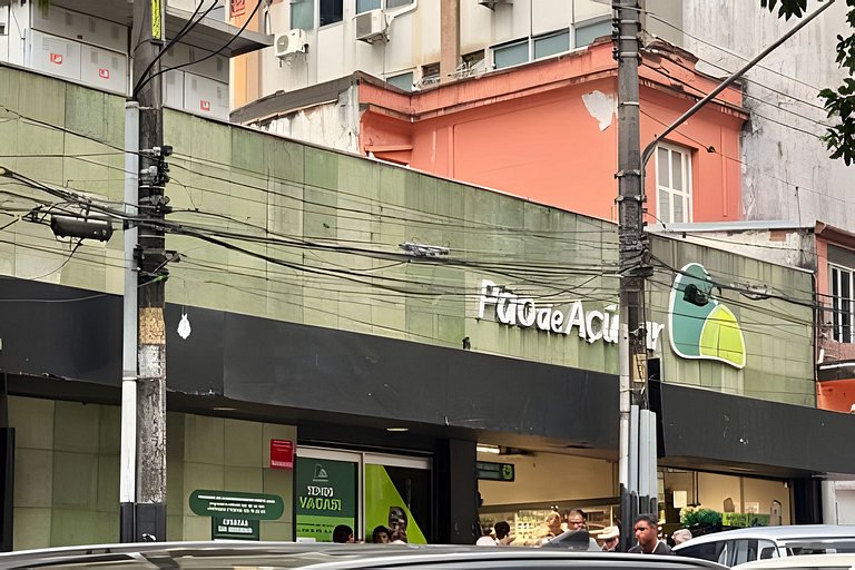Ap completo - 5min Av. Paulista e Metrô Brigadeiro