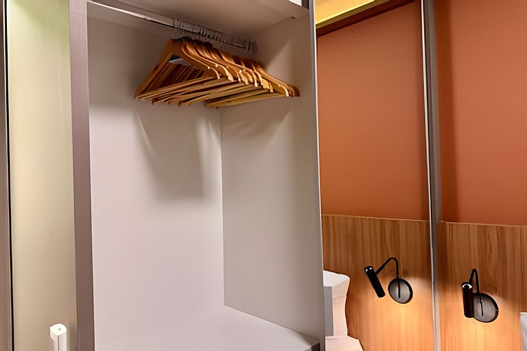 (115) 1 dorm+sala dupla a 5 min Metrô e Hospitais